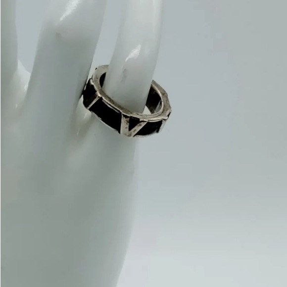 Valentino Garavani Ring Silver Tone Finish With Pipe Strands Authentic Preloved 157$